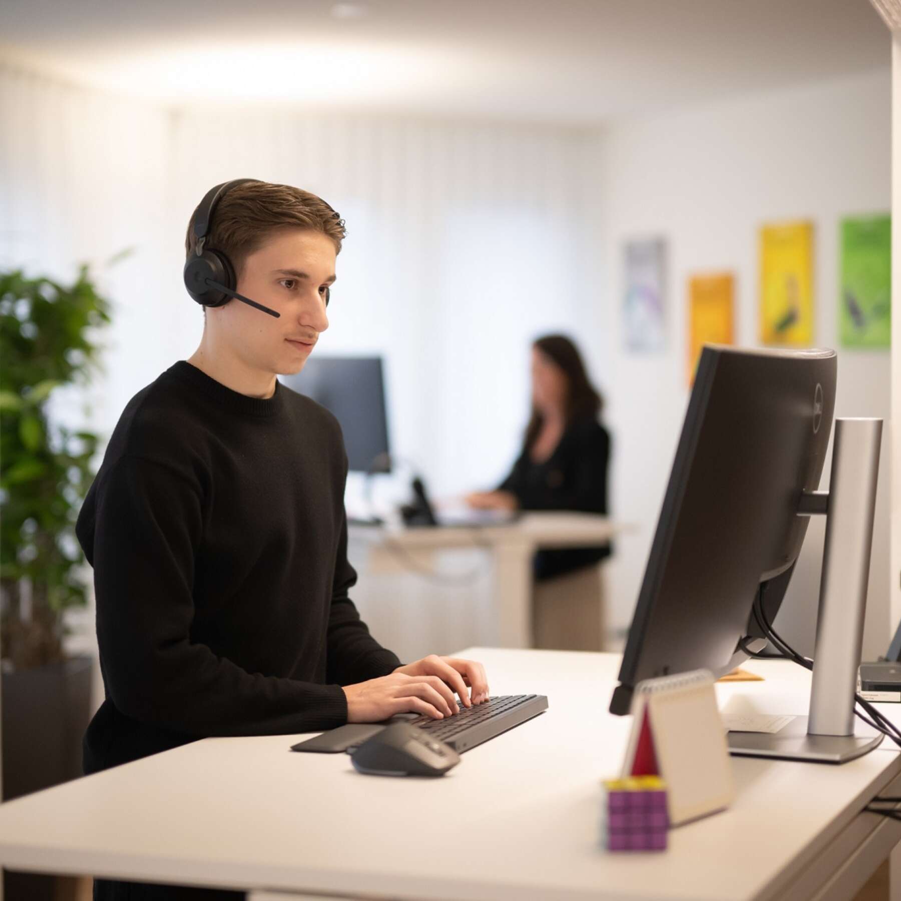 AKZG at Meeting 61 1800px